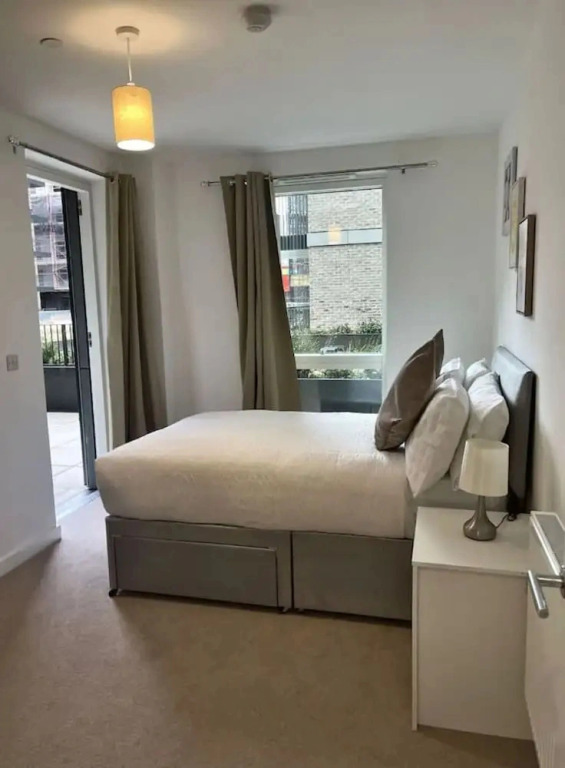 2 Bedroom Flat in Central Bexleyheath With Elevator and Gym Access