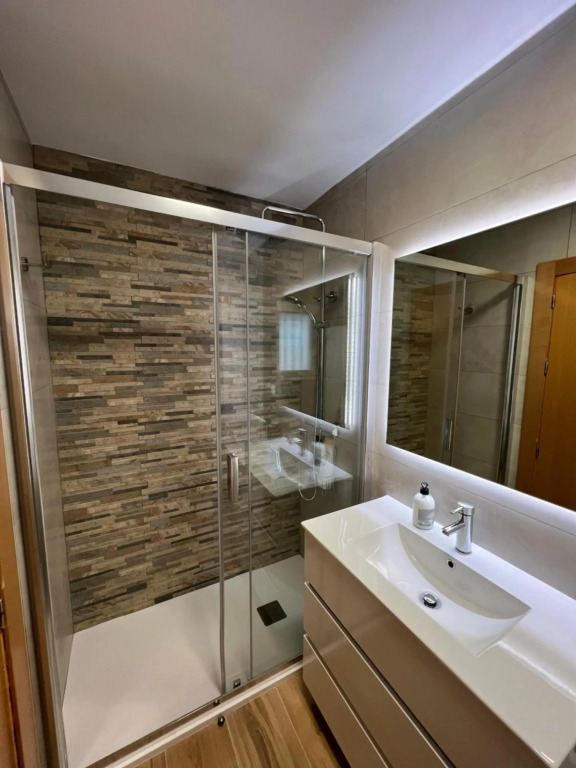 Hany apartment Ducado 11-C