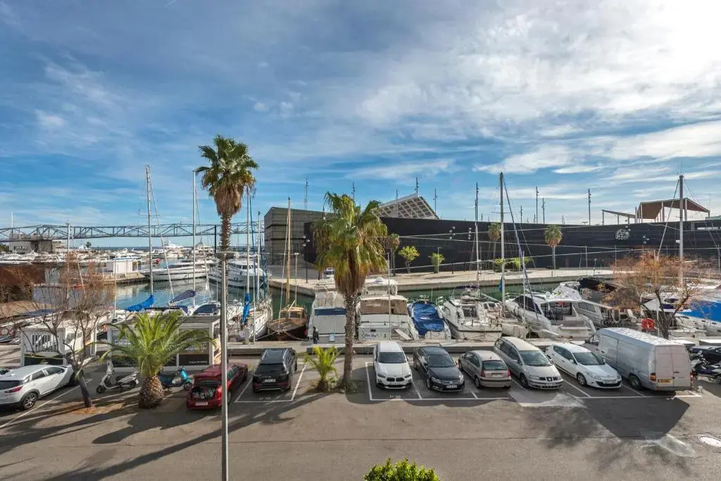 Boat Accommodations Barcelona