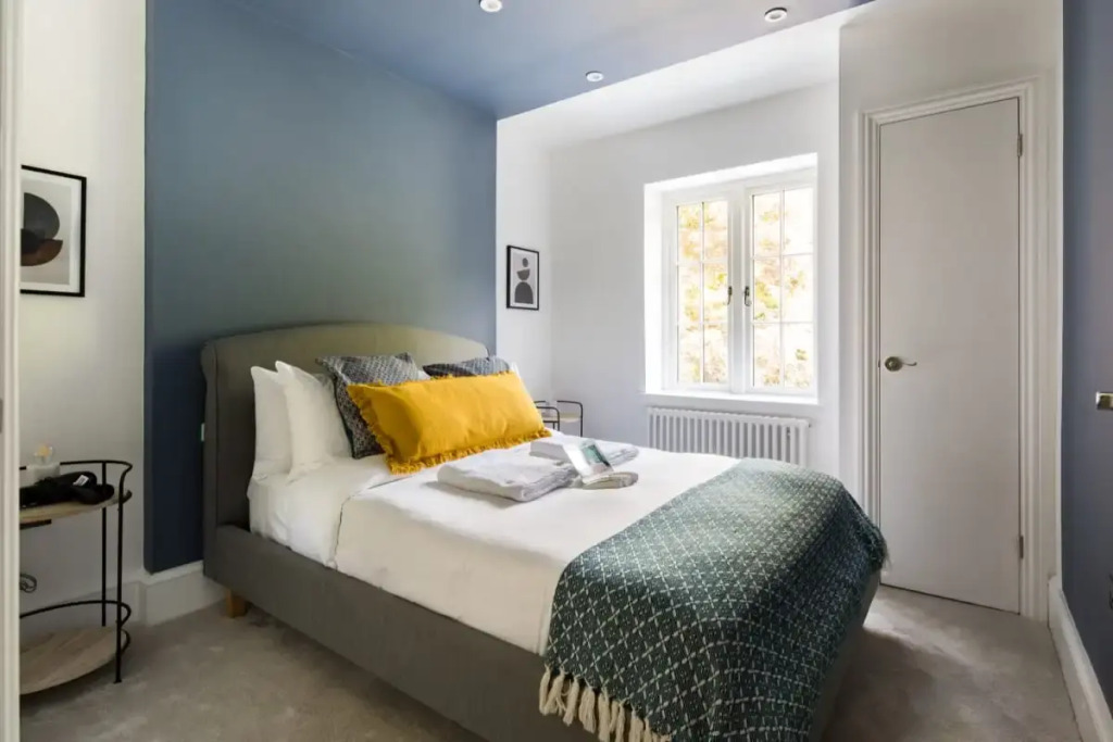 The Ascot Retreat - Spacious 3BDR Home with Parking & Garden