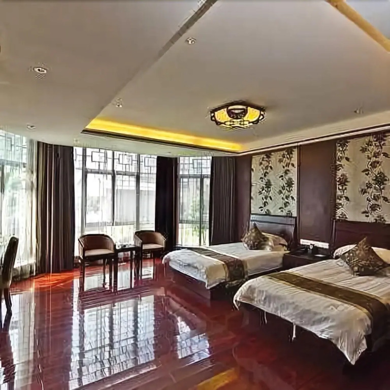 Sylvan Haven Hotel