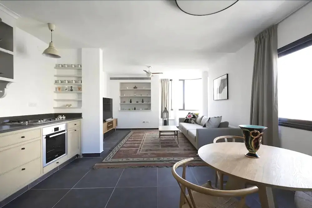 Casa Archie Luxury Suites