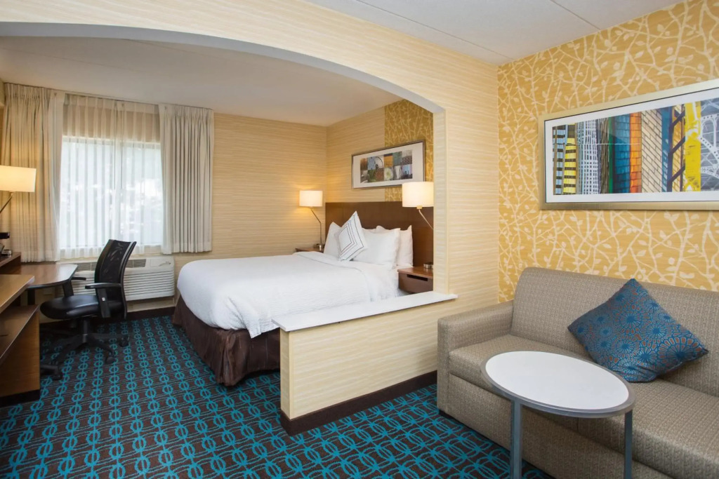 Fairfield Inn Manchester - Boston Regional Airport