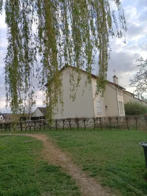 Au Saule Pleureur