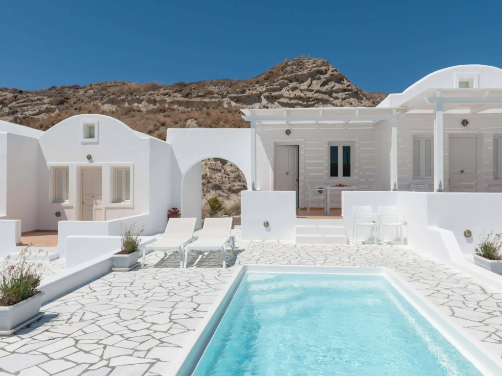 Katharos Pool Villas