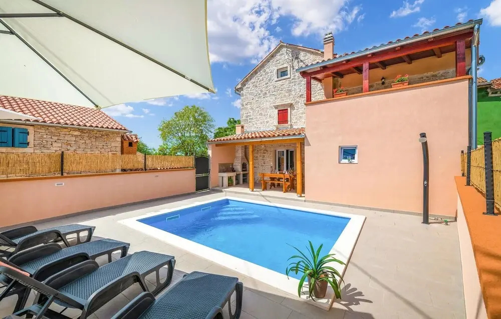 Lovely Home In Orbanici