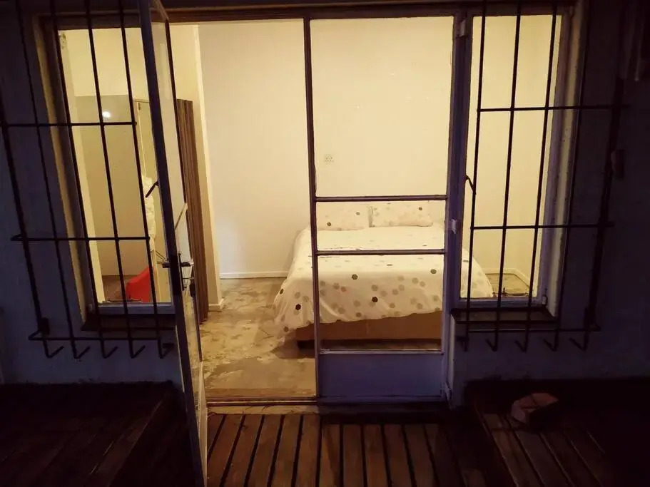 Modern apartment in historic Parktown West