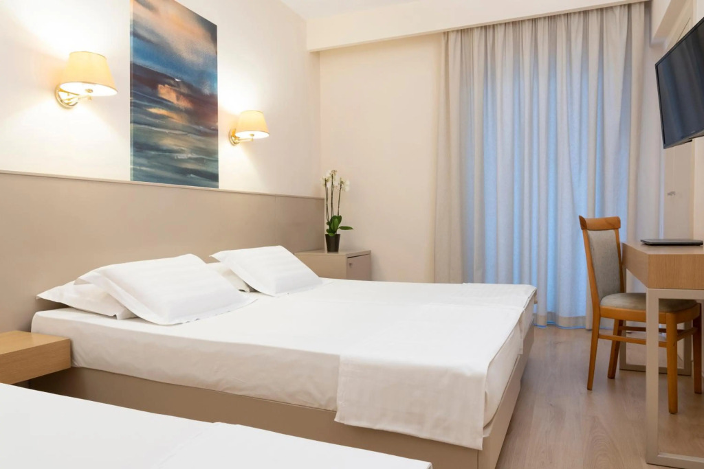 Esperia Hotel