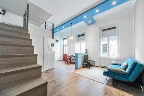 D53 Apartments