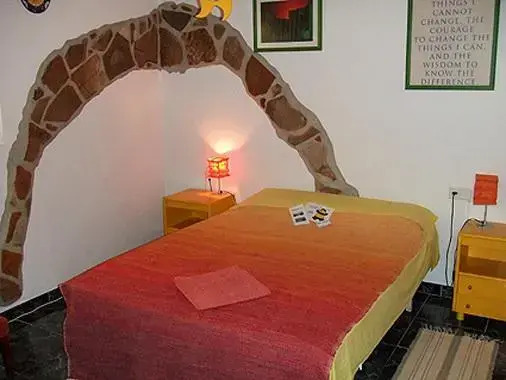 Posada Humblebee Home