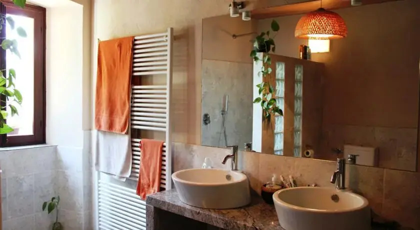 B&B Cornelis