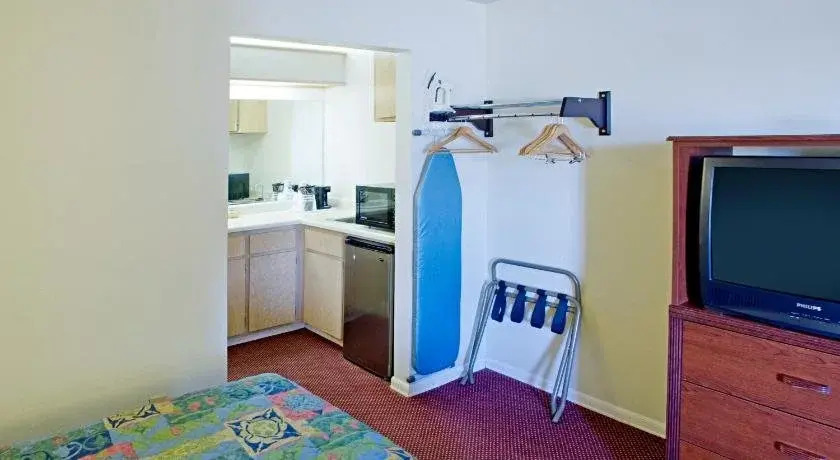 Budget Inn and Suites Stockton Yosemite