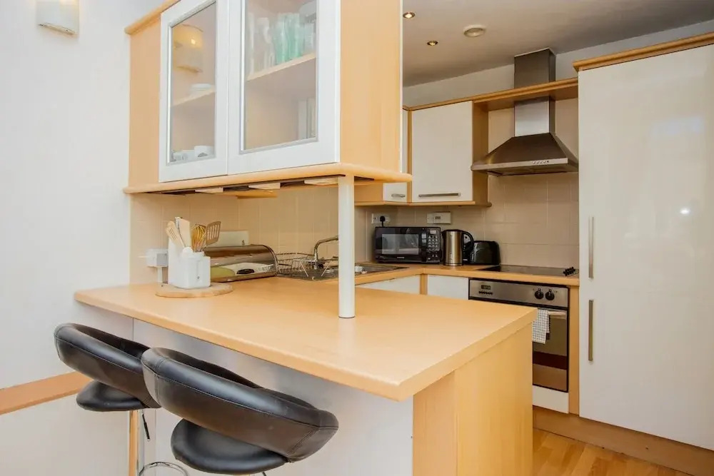 Two Bedroom Flat in Edinburgh