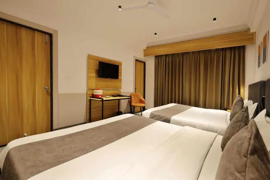 Hotel Sparkle Inn