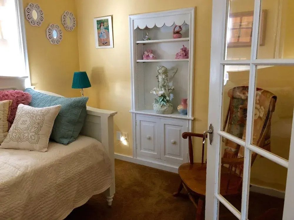 Sujak on Sunnyhill Bed and Breakfast
