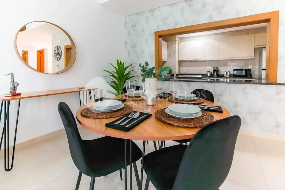 Golf course view, stylish 2BR