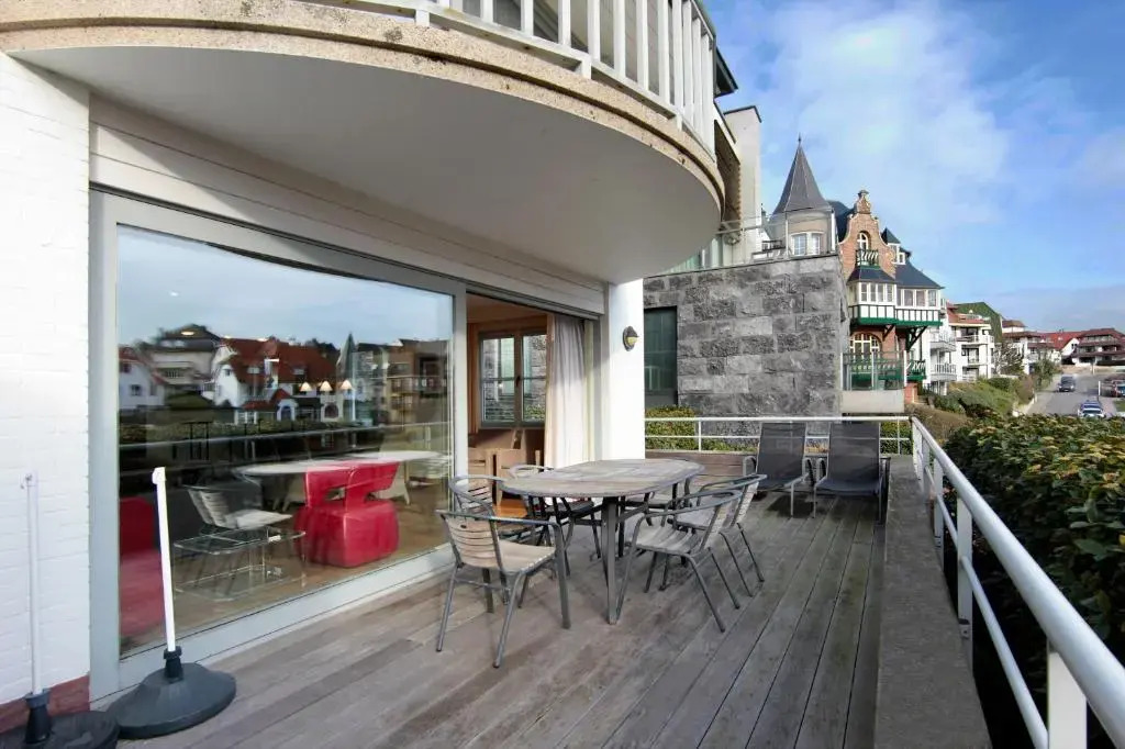 Fairway Apartment