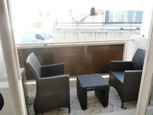 Gazaniere One Bed