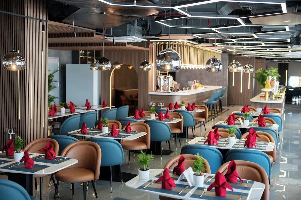 Bcons City Hotel