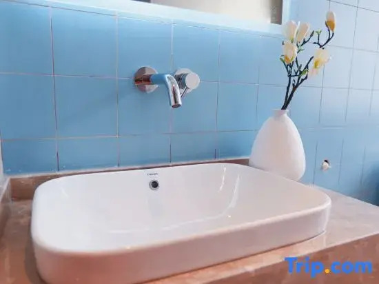 Homeinn · neo (Qingdao May Fourth Square Zhiquan Road Subway Station)