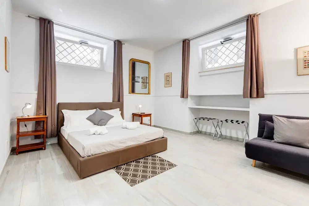 Ara Pacis Inn