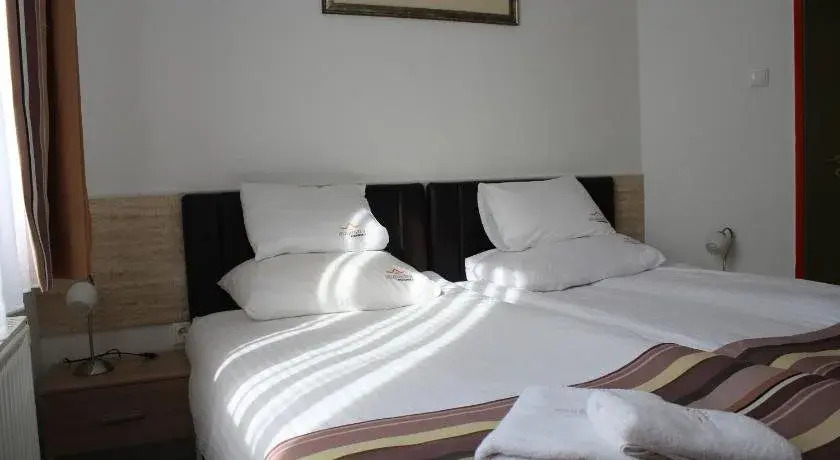 Auguszta Hotel