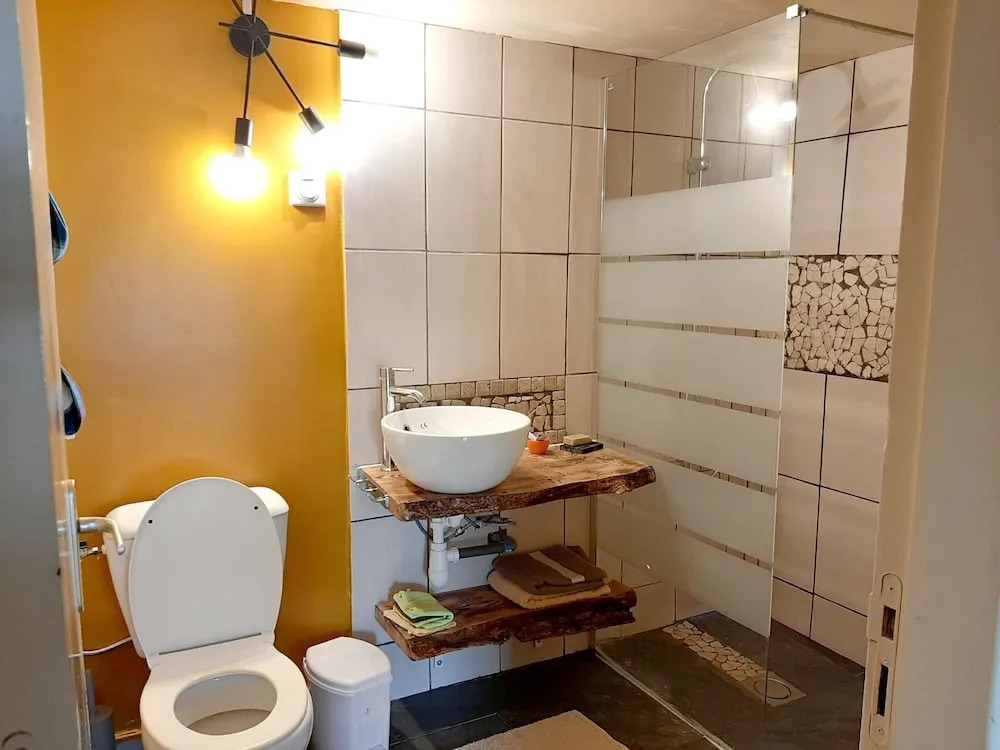 Studio In Piton Saint Leu With Wifi 10 Km From The Beach
