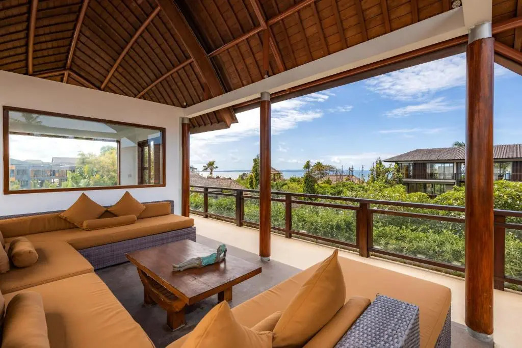 Villa Marys Beach - 4BR Luxury Ocean View Villa in Canggu
