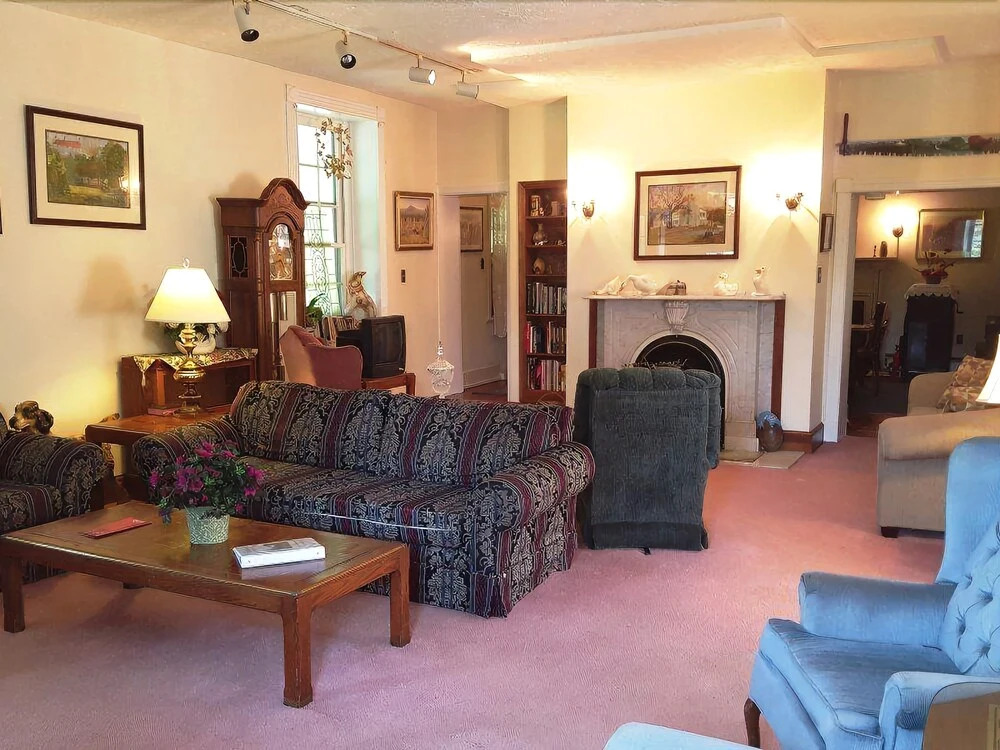 Spring_farm_retreat