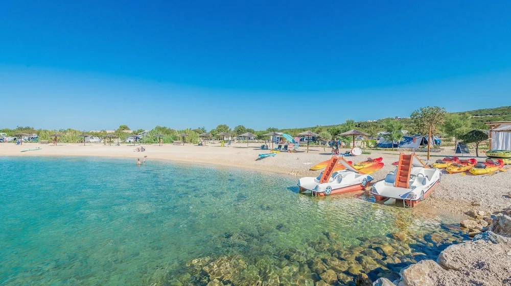 Glamping tents Mediteran kamp Navis