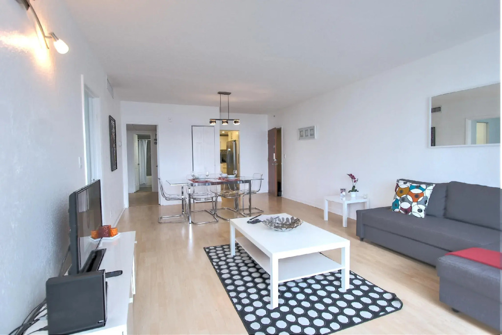 Hallandale Beach Intracoastal View Apartments