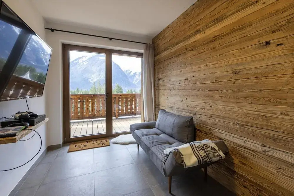 Chalet in Neukirchen, 100 m ski Lift