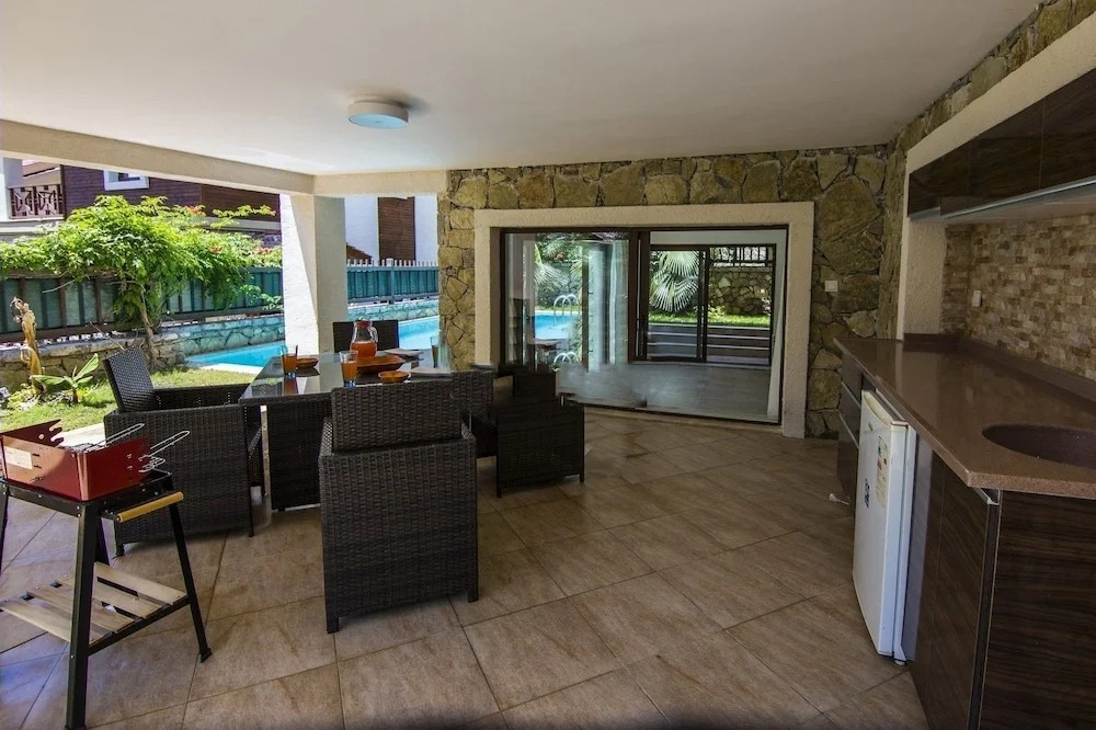 Villa Violet 1 by Villamnet