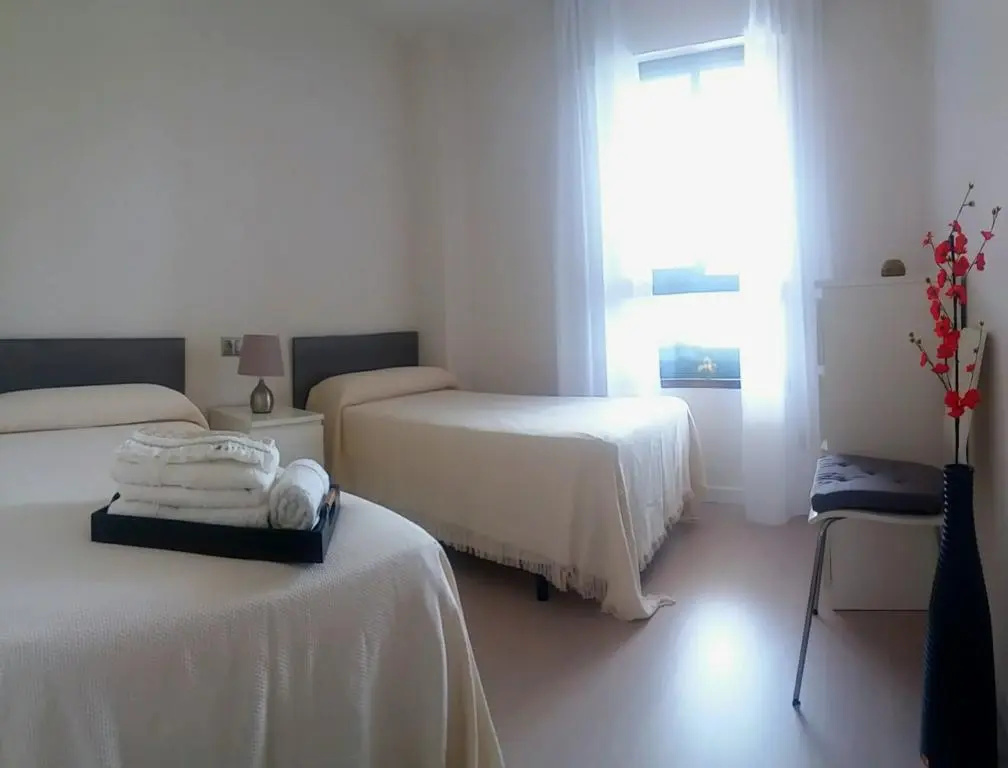 Malaga 103327 2 Bedroom Apartment By Mo Rentals
