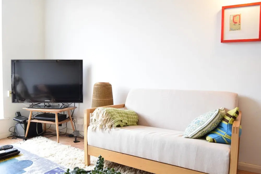 2 Bedroom Apartment in East London