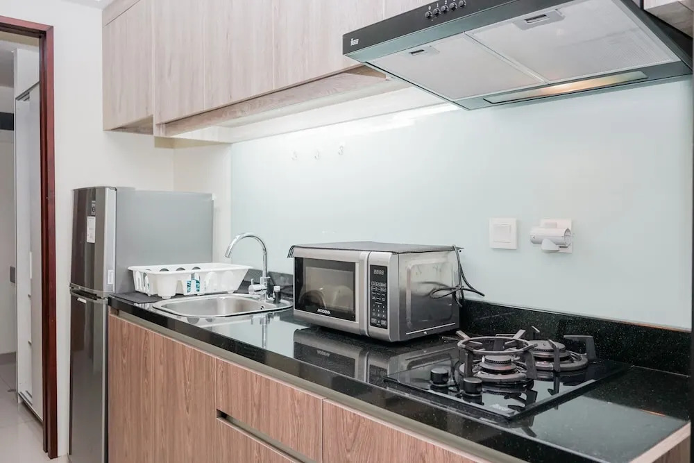 Comfy and Modern 1BR The Accent Bintaro Apartment