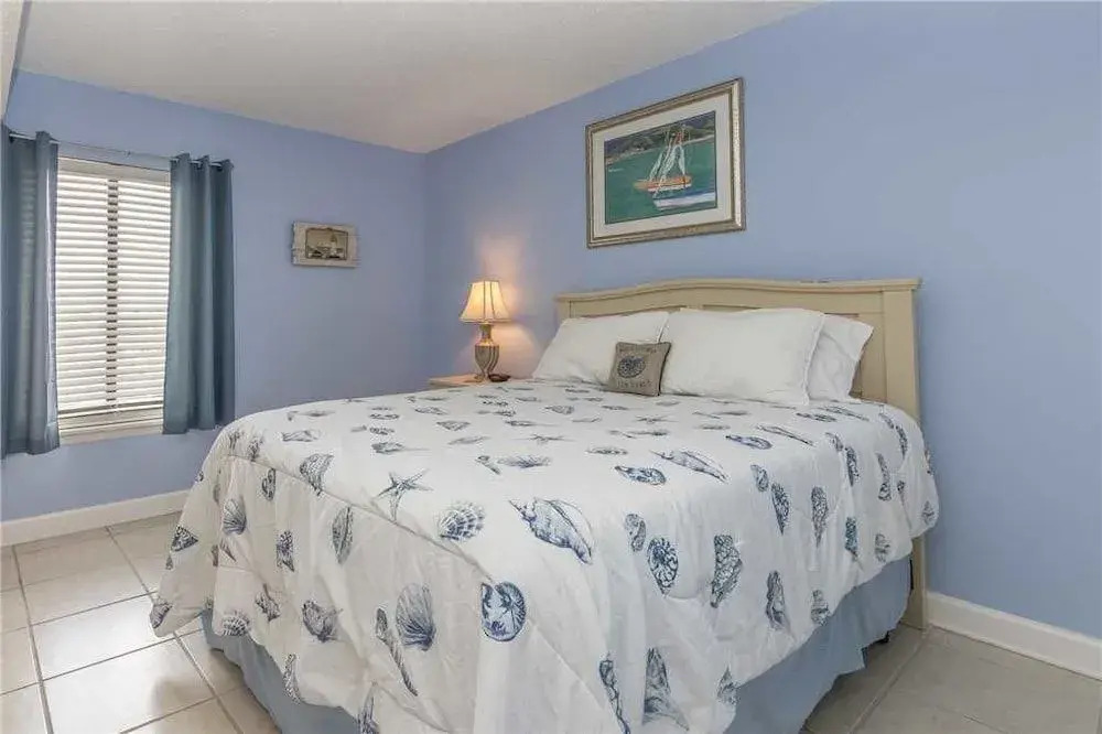 The Breakers 31 - 2 Br condo by RedAwning
