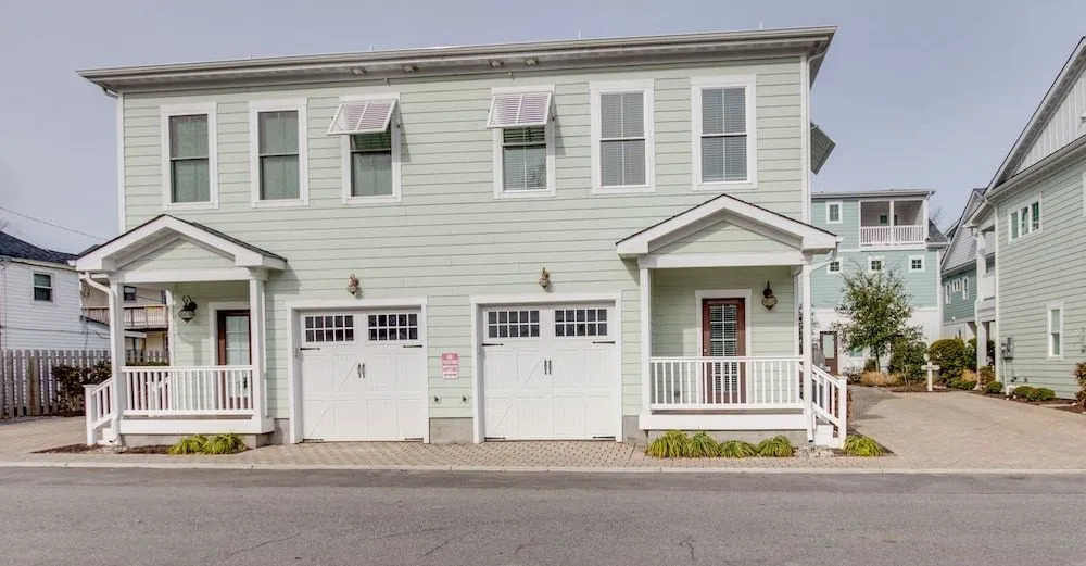 410A The Jetty House