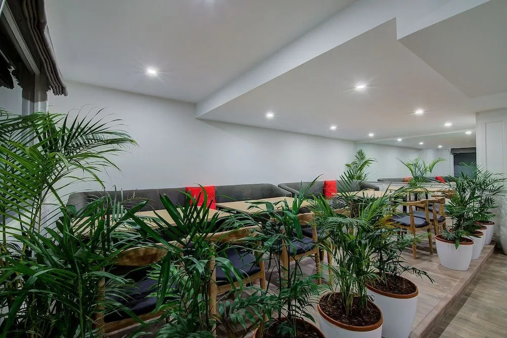 Super Townhouse Lakdikapul