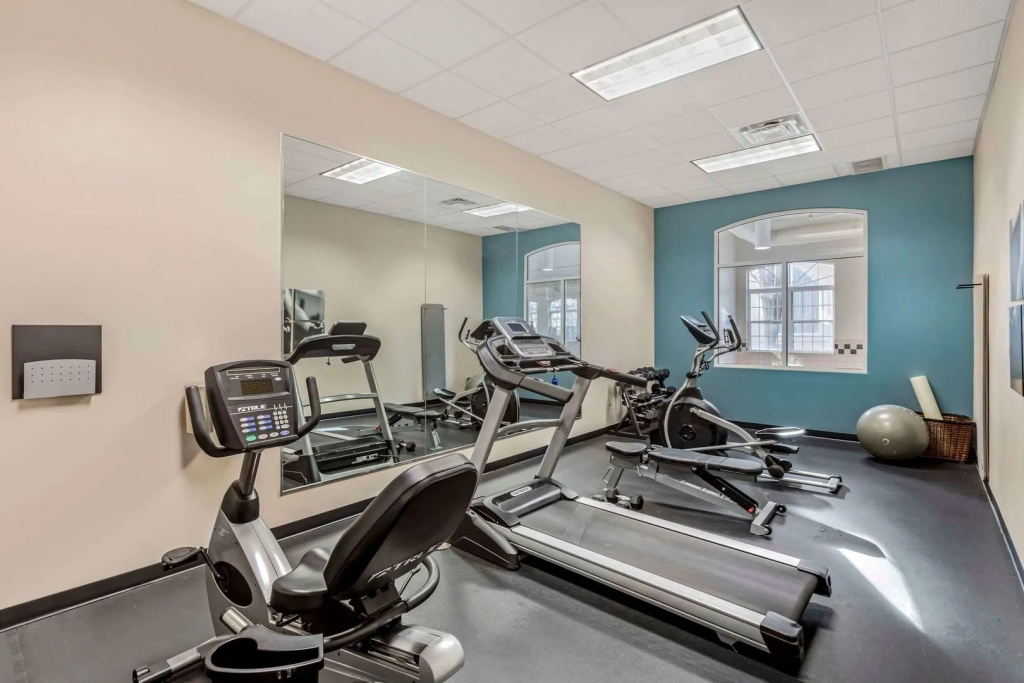 Country Inn & Suites by Radisson, Elk Grove Village-Itasca