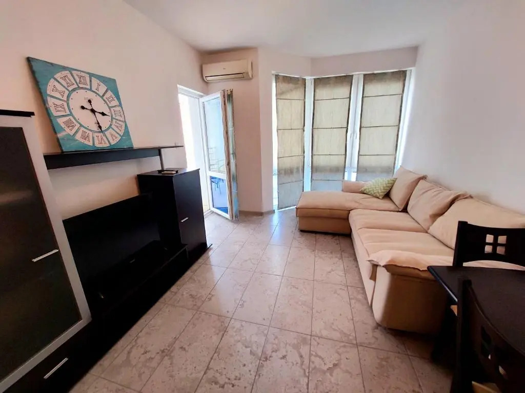 Sunny Dream Family Apartments
