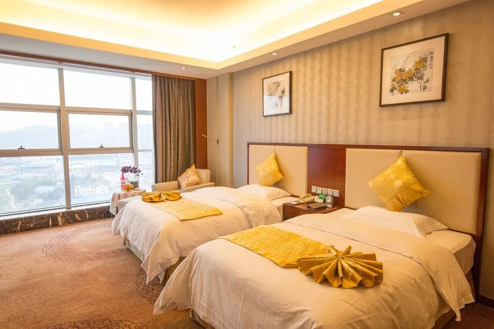 Loudi Huatian Hotel