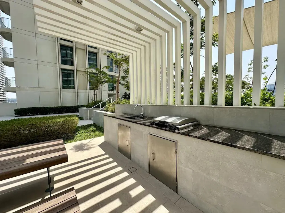 Serene 1BR w Private Palm View Balcony