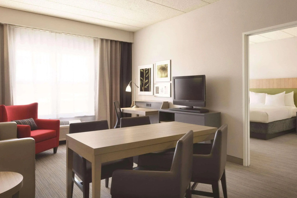 Country Inn & Suites by Radisson, Shoreview-Mounds View, MN