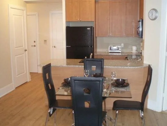 Red Maple Suites Mississauga