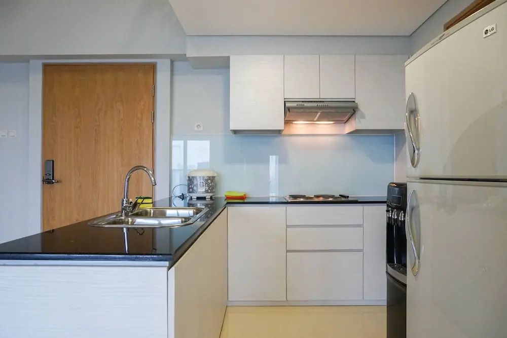 Big And Cozy 3br Apartment at Maqna Residence