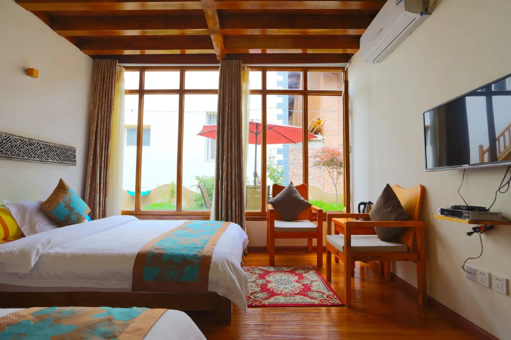 Shangri-La Namcha Bhawa Inn