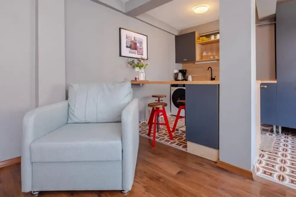 Remarkable Flat in the Heart of Cihangir