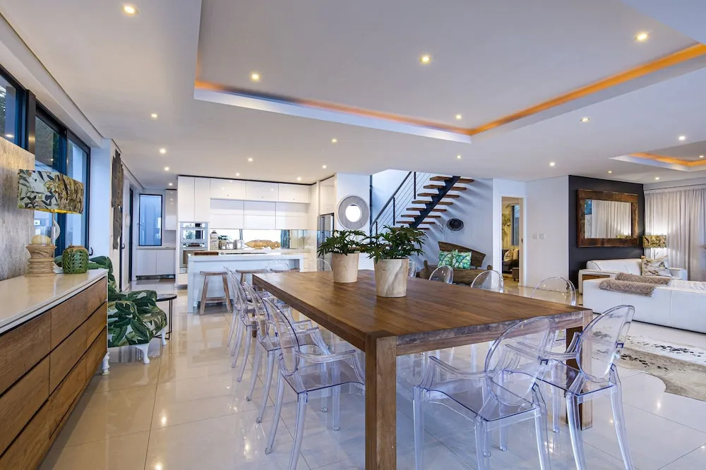 Dolphin Coast YOLO Spaces - Beach House Villa