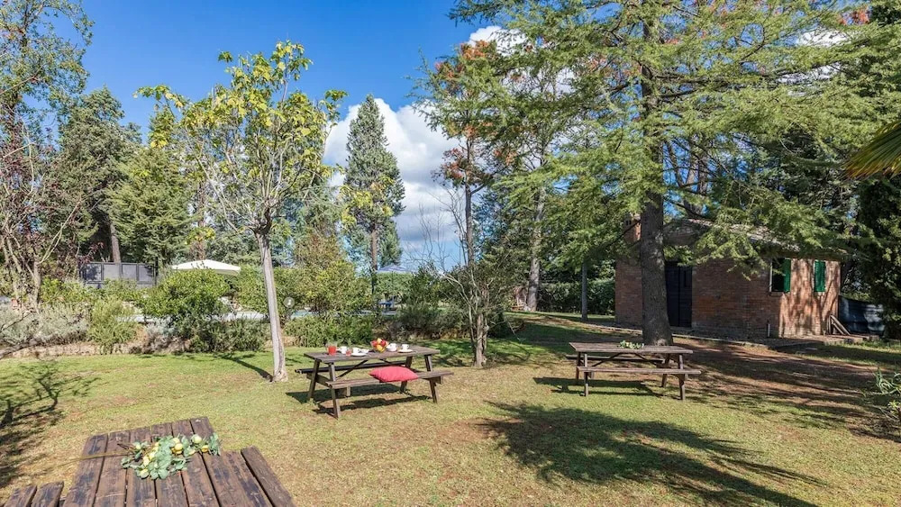 Casa Ciculino 8, Emma Villas